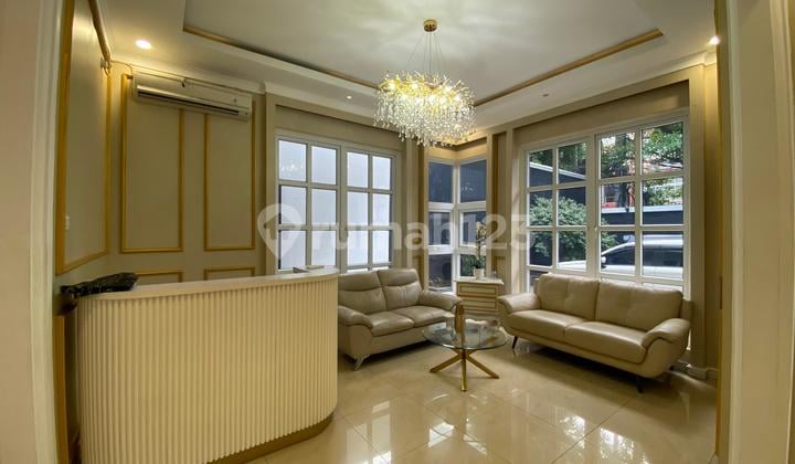 Dijual rumah mewah tebet asam baris dekat stasiun tebet SIAP HUNI
