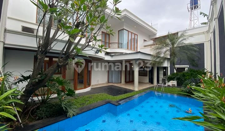 Disewakan Rumah Daerah Strategis Pondok Indah 4Br Pool
