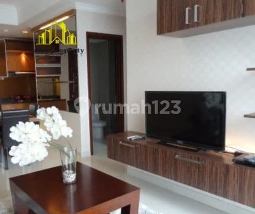 For Rent Apartment Denpasar Residence 3 Bedrooms, Clean and Strategic Unit Walking Distance to Shopping Center and Office Park