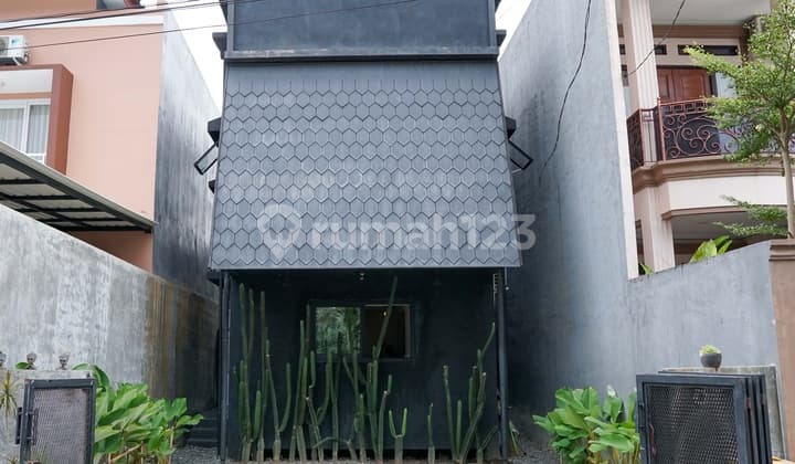 Rumah Unik Estetik di Joglo Semi Furnished Bagus by Dendy Darman