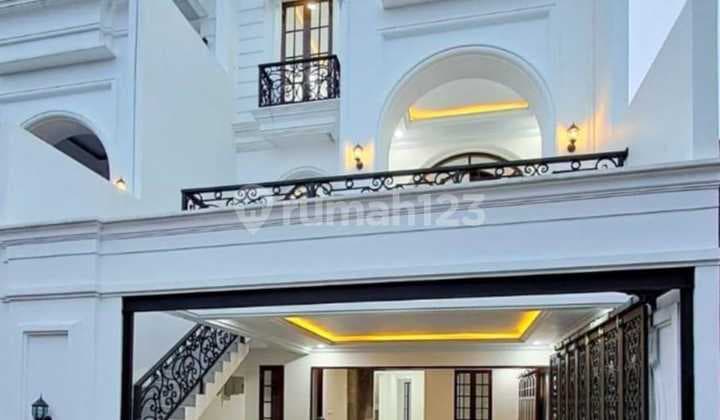 2-Story House in Jagakarsa Raya, South Jakarta