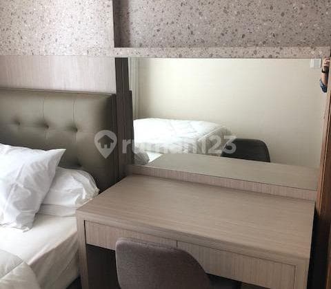 Disewakan Apartemen South Hill - 2BR Luas 77 M2 Fully Furnished Kuningan Jakarta Selatan