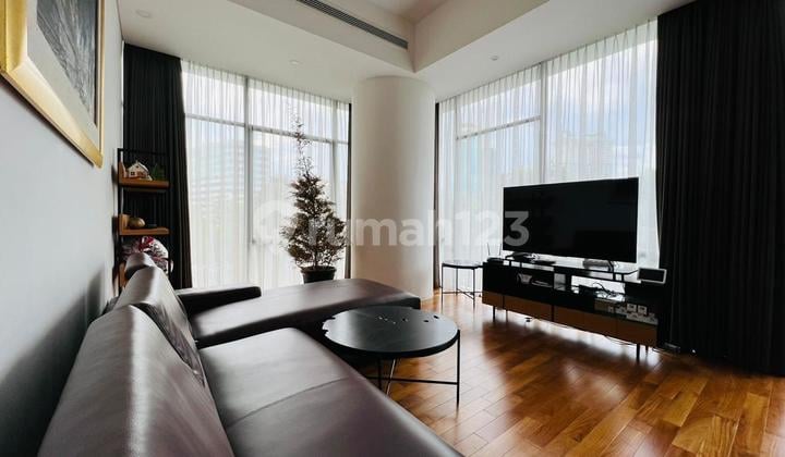 Dijual Rugi Apartment Verde 1 Full Furnish 3 BR Jaksel