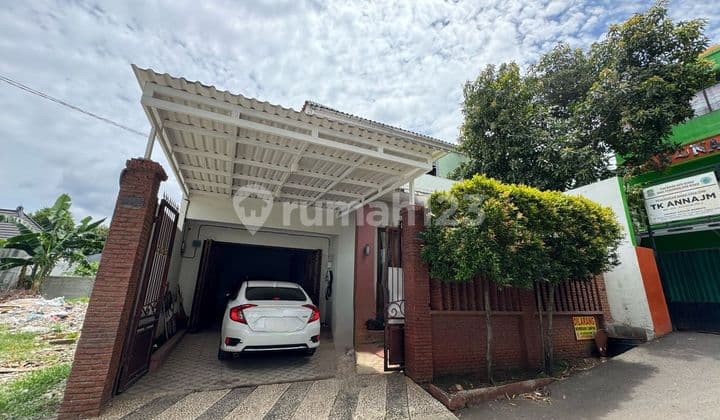 FOR SALE Beautiful 5-Bedroom Well-Maintained Fully Furnished House in Jatimakmur, Pondok Gede, Bekasi. Just Bring Your Suitcase.