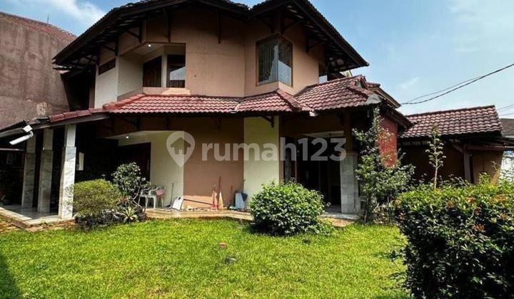 Dijual Rumah 2 Lantai 3 BR Luas 277m2 Dekat Dengan Tol Becakayu Dan Tol Cikampek Jatiwaringin
