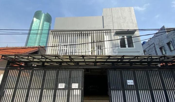 Dijual Kos Kosan 3 BR Luas 243 M2 Strategis Unit Jakarta Selatan