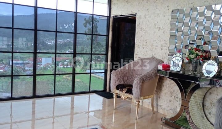 Villa Cantik Cocok untuk Investasi di Ciwidey