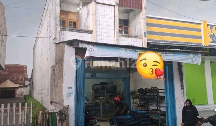 Ruko Luas di Jalan Raya & Siap Usaha