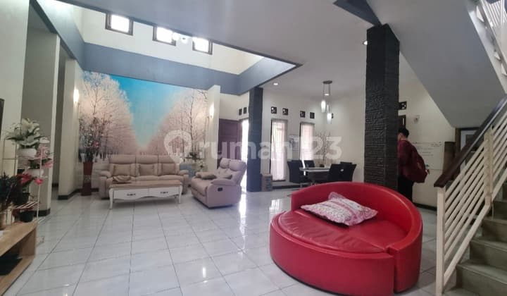 Rumah Cantik, Asri Nyaman & Siap Huni