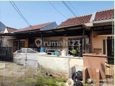 Rumah di Regency Melati Mas