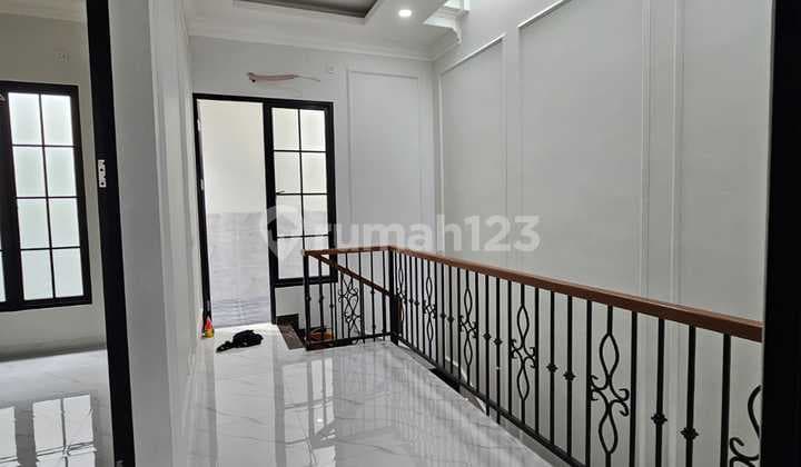 Rumah Brand New Siap Huni di Griyaloka