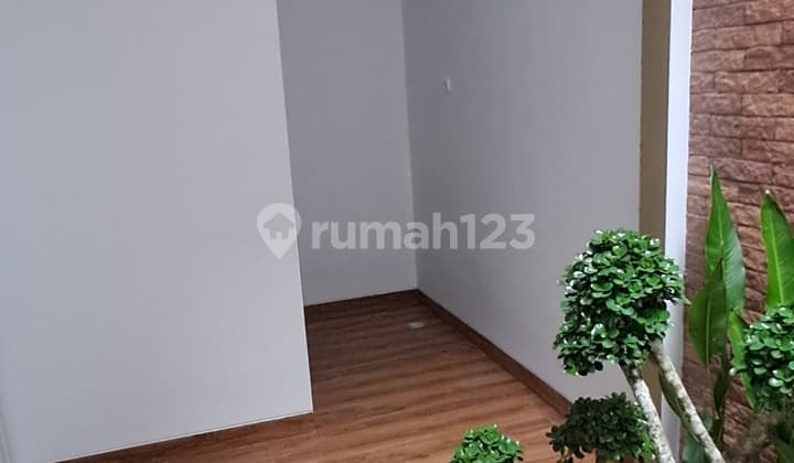 Rumah Brand New Siap Huni di Nusaloka