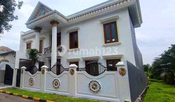 Rumah Sultan Siap Huni 3 Lt