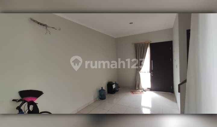 Dijual Cepat! Rumah Modern 4 Kamar di Cluster Orchard Summarecon Bekasi