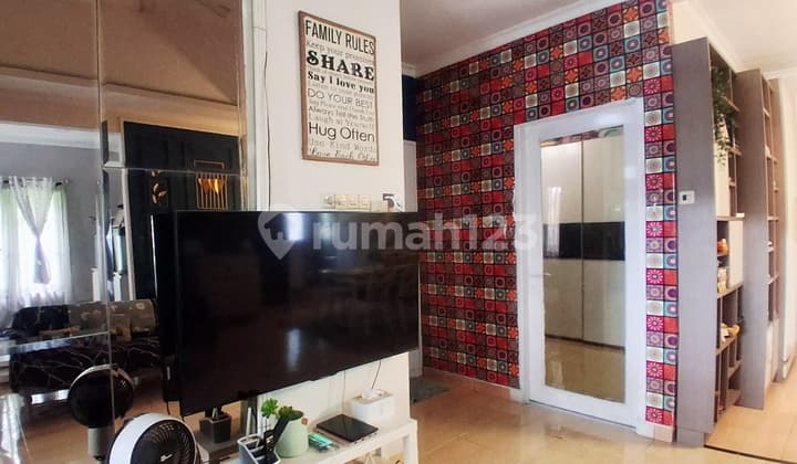 Dijual Cepat! Rumah Hook Luas & Nyaman di Taman Nirwana Bekasi Timur