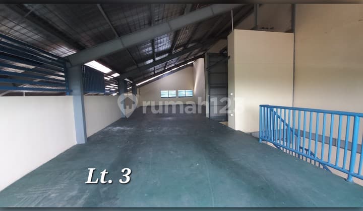 Disewakan Gudang 3 lt dengan Lift Barang di Bekasi Timur