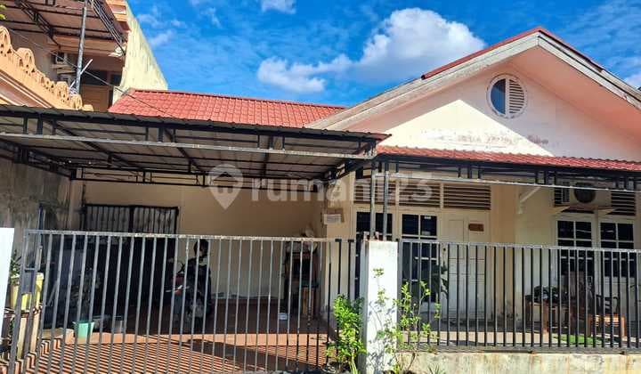 Rumah siap huni di jalan sumatera kota pontianak