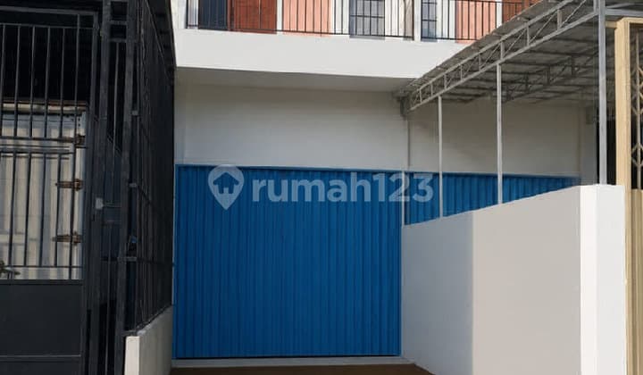 Shop-houses Suitable for Offices and Various Businesses in Pontianak City