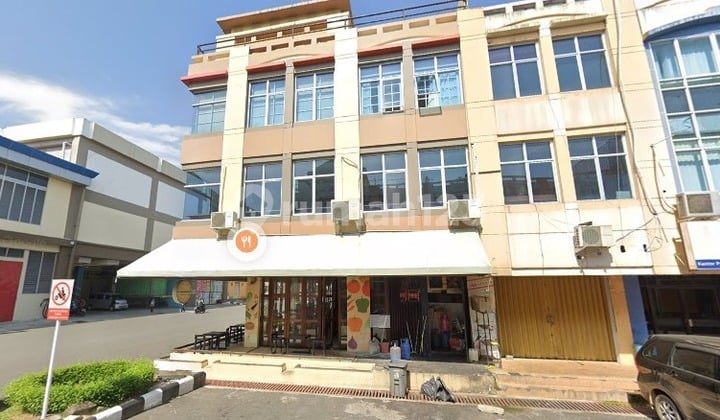 Ruko Siap Pakai Kompleks Megamall Pontianak