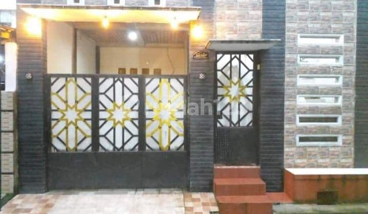 Dijual Rumah Cakep di Flamboyan