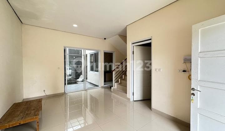 Rumah Siap Huni 2 Lantai di Sayap Jalan Setiabudi Bandung