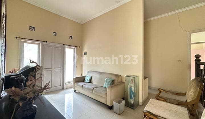 2-Storey Spacious House Ready to Occupy in Kota Baru Parahyangan