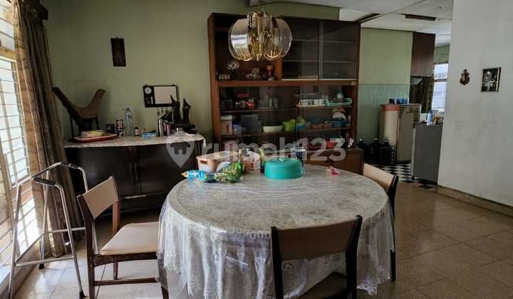 Rumah Hitung Tanah Lokasi Strategis di Sayap Ciumbuleuit Bandung