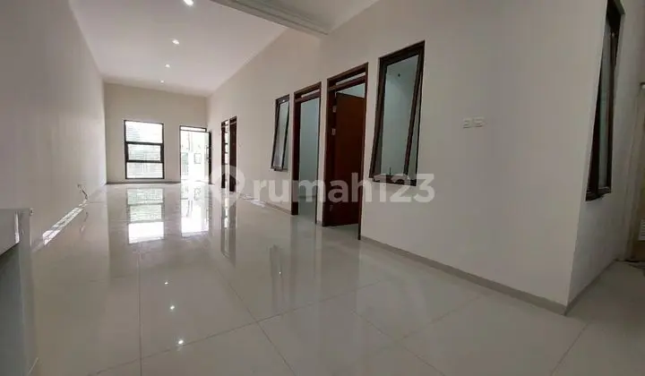 Rumah Baru Siap Huni di Taman Kopo Indah 2 Dekat Tol Kopo