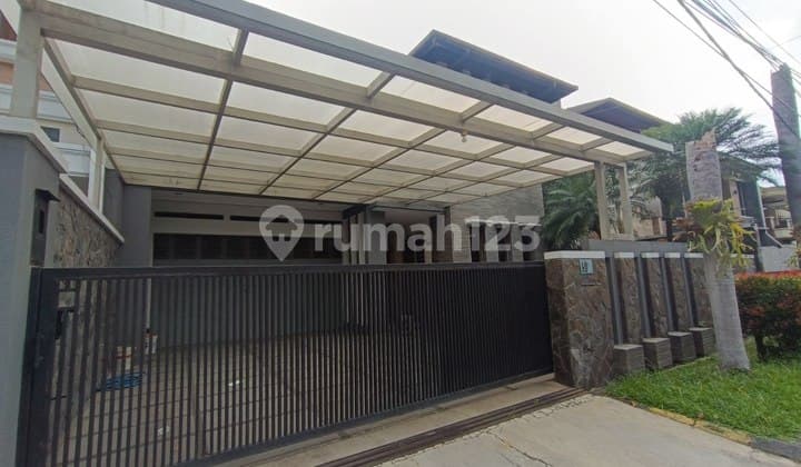 Rumah Bagus Terawat di Kawasan Perumahan Elite Batununggal