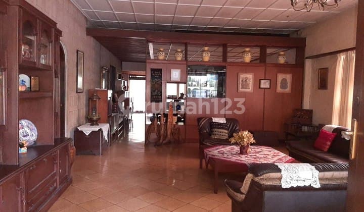 Jual rumah mainroad ciganitri cocok untuk usaha