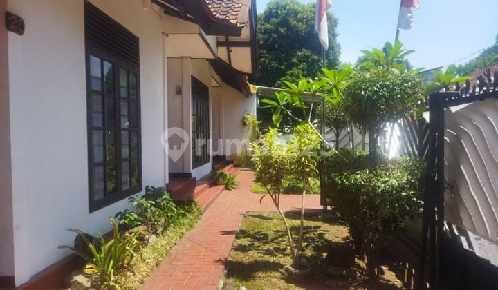 Rumah Dibawah Njop Taman Depan Belakang D Cijagra Suryalaya Regol