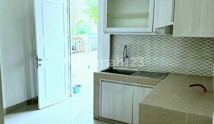 Rumah cantik 2 Lantai di Gading Serpong tangerang