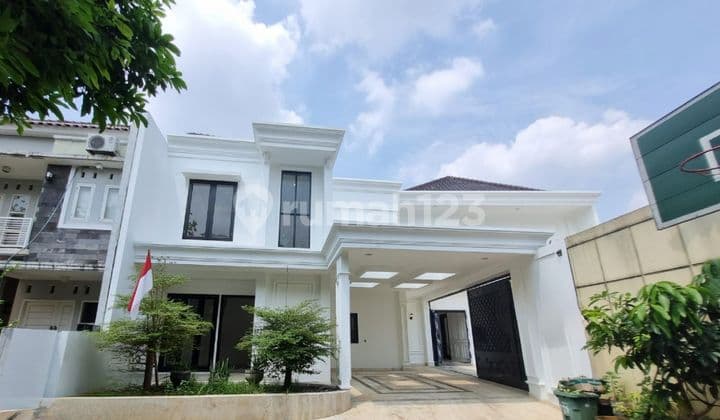 Luxury house with swimming pool in Ciganjur, South Jakarta