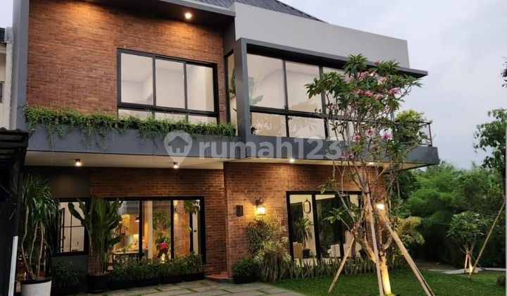Rumah Kece Brand New Bsd,dalam Cluster Dekat Pintu Tol