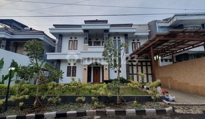 Rumah 2 Lantai Full Furnished Sayap Gegerkalong
