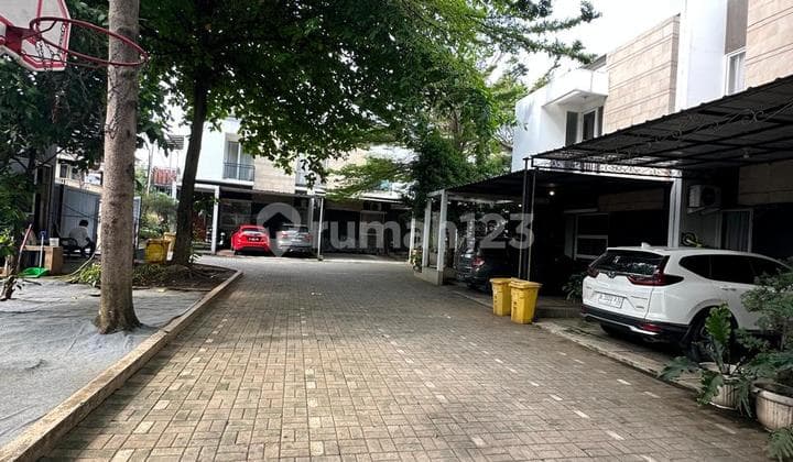 Rumah HOOK Disewakan di Cluster Exsclusive Allura Caman Bekasi