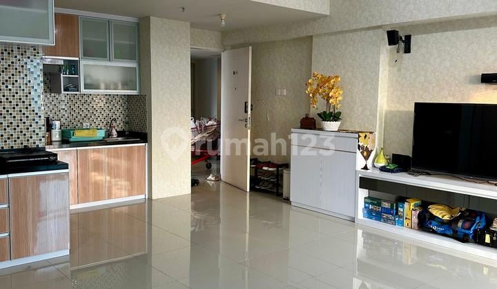 Apartemen 2 Kamar Tidur Orchard Furnished Bagus. Loss. Full Furnished . Murah Nego. Connect Pakuwon Mall, Dekat Graha Famili, Citraland