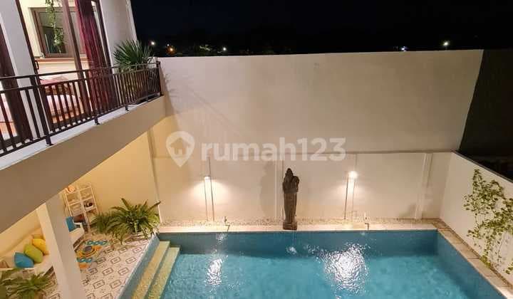 Beautiful For Sale, Magnolia Silk House Alam Sutera with Private Pool