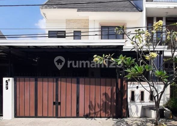 For sale Nusaloka BSD semi furnished house, neat condition.