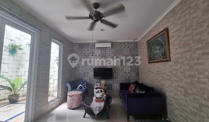 For sale Fiordini Illago Gading Serpong house neat fully furnished