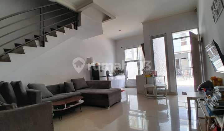 Rumah Minimalis Terawat di D Bali Pasteur Bandung