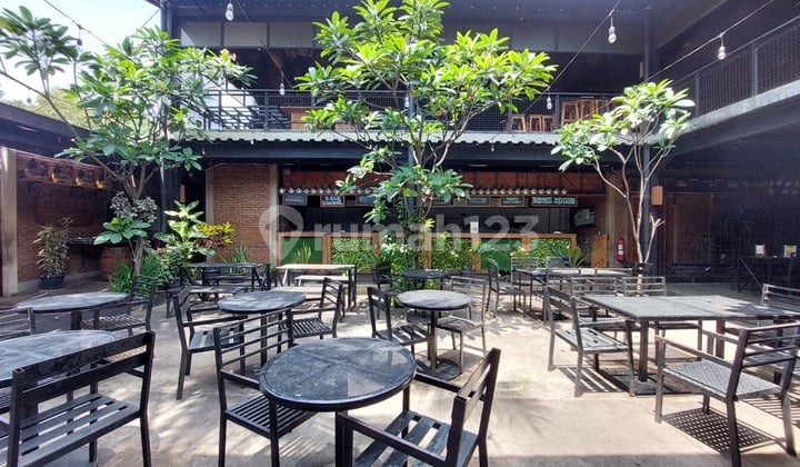 Cozy Business Space in Cisangkuy, Bandung – Suitable for a Cafe