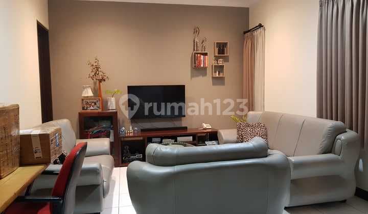 Rumah Bagus Nyaman di Mekar Wangi , Bandung