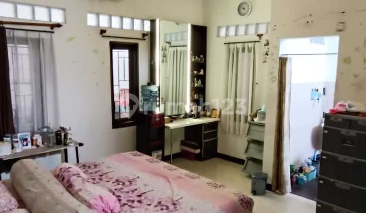 Rumah Dijual Bersih 2 Lantai di Sayap Jl Leuwi Panjang , Bandung