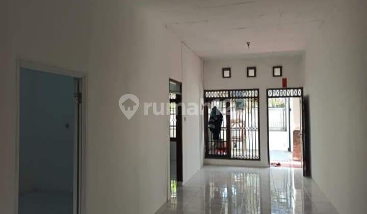 Rumah Dijual Bersih Dan Terawat di Taman Kopo Indah, Bandung