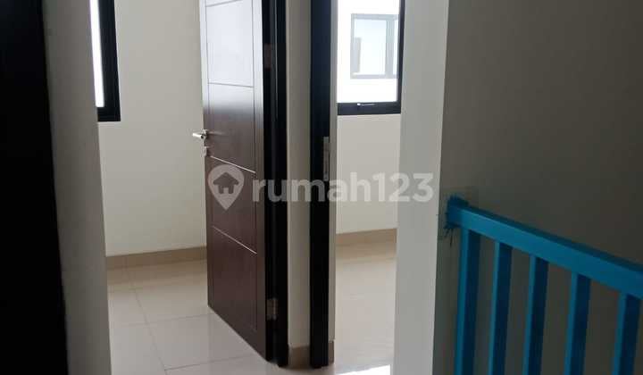 Rumah Dijual Nyaman 2 Lantai di Cluster Dayana Summarecon Bandung