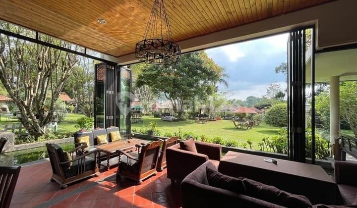 Hotel Dijual Bagus Dan Luas di Lembang , Bandung Barat