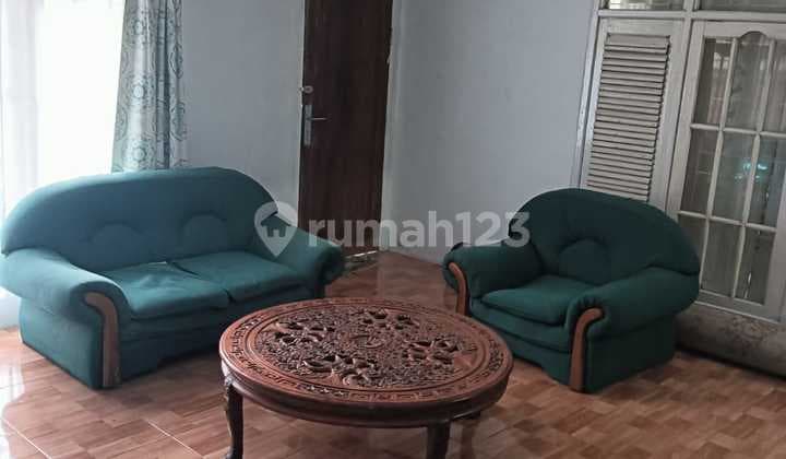 Rumah Disewa Luas Adem di Mainroad Jl Trs Sersan Bajuri 52