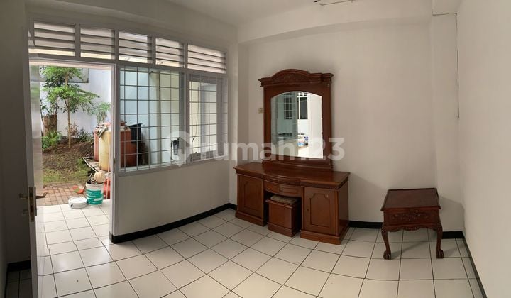 Rumah Disewa Strategis dkt Tol Pasteur di Babakan Jeruk, Bandung