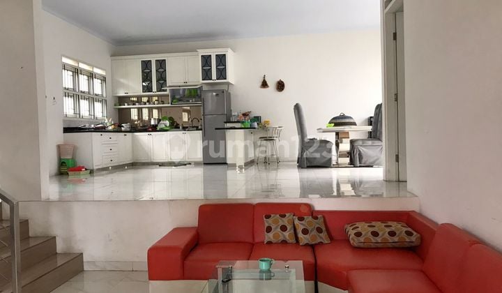 Rumah Dijual Nyaman Siap Huni di Sayap Dago, Bandung
